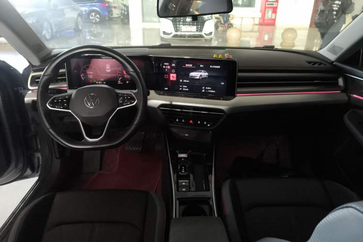 Used Volkswagen Lamando 2022 Lavida L 280TSI DSG Cool & Spicy Edition Center Console