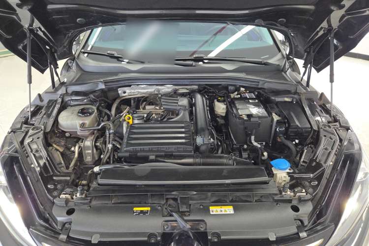 Used Volkswagen Lamando 2022 Lavida L 280TSI DSG Cool & Spicy Edition Engine Bay