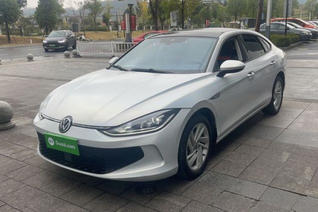 Volkswagen Lamando 2022 Lingdu L 280TSI DSG Spicy Edition مستعملة