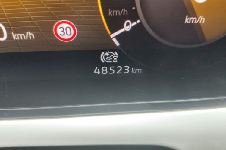 Used Volkswagen Lamando 2022 Lingdu L 280TSI DSG Spicy Edition Odometer Close Up