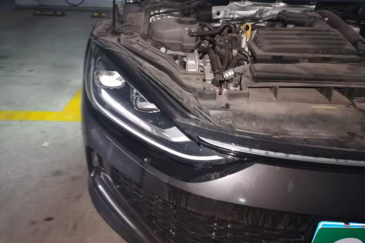 Used Volkswagen Lamando 2022 Lingdu L 280TSI DSG Spicy Edition Right Front Headlight