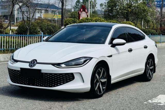 Used Volkswagen Lamando 2022 Lavida L 280TSI DSG Cool & Spicy Edition