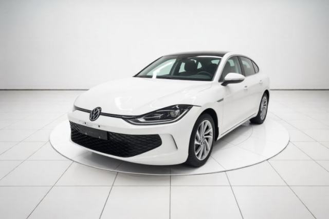 Używany Volkswagen Lamando 2022 Lavida L 280TSI DSG Hot Edition