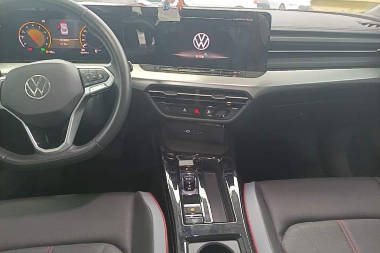 Used Volkswagen Lamando 2022 Lingdu L 280TSI DSG Spicy Edition Audio And AC Panel