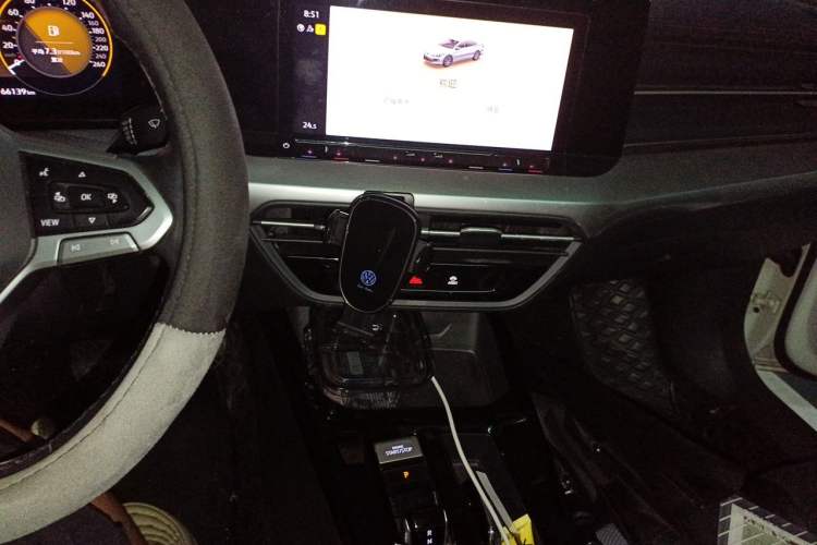 Used Volkswagen Lamando 2022 Lingdu L 280TSI DSG Spicy Edition Audio And AC Panel