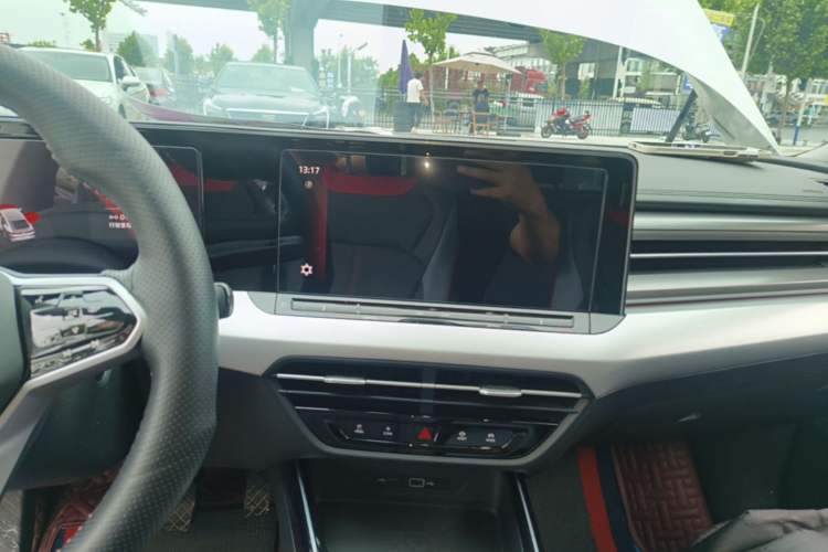Used Volkswagen Lamando 2022 Lavida L 280TSI DSG Cool & Spicy Edition Audio And AC Panel