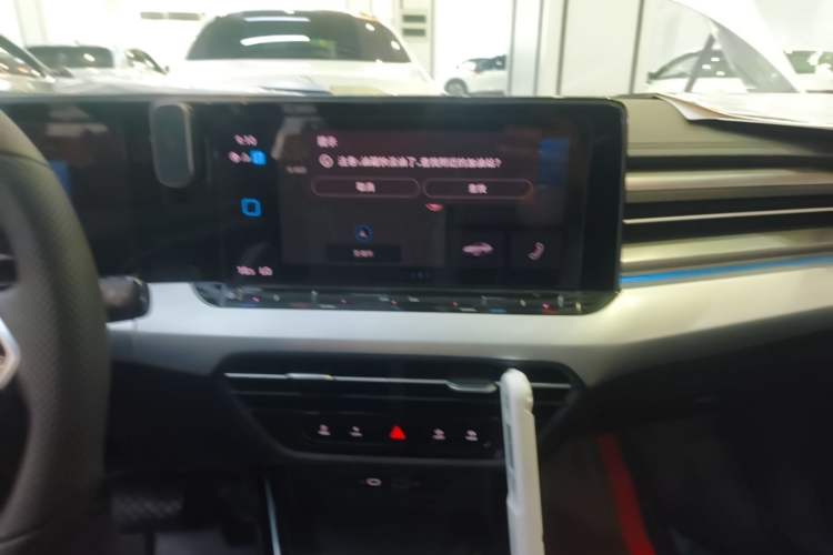 Used Volkswagen Lamando 2022 Lavida L 280TSI DSG Cool & Spicy Edition Audio And AC Panel