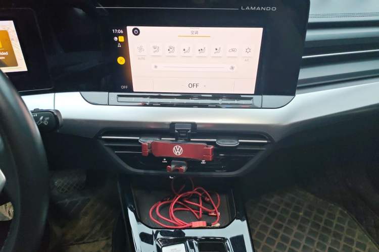 Used Volkswagen Lamando 2022 Lingdu L 280TSI DSG Spicy Edition Audio And AC Panel