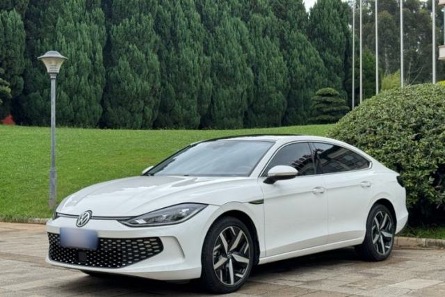 Used Volkswagen Lamando 2022 Lavida L 280TSI DSG Cool & Spicy Edition