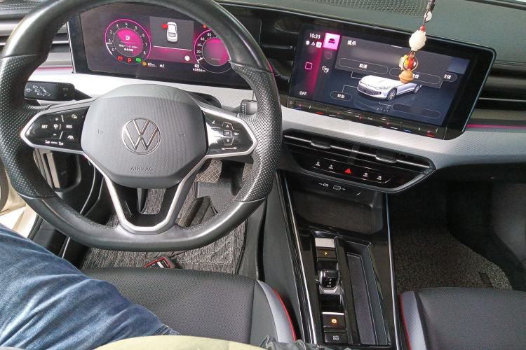 Used Volkswagen Lamando 2022 Lavida L 280TSI DSG Cool & Spicy Edition Center Console
