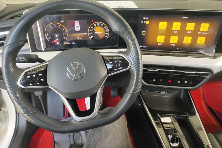 Used Volkswagen Lamando 2022 Lavida L 280TSI DSG Cool & Spicy Edition Center Console