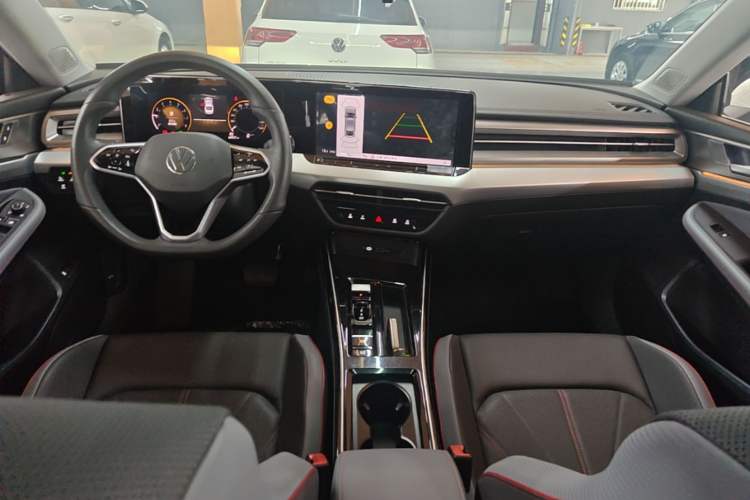 Used Volkswagen Lamando 2022 Lavida L 280TSI DSG Cool & Spicy Edition Center Console
