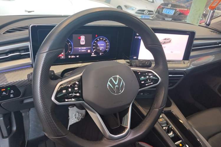 Used Volkswagen Lamando 2022 Lavida L 280TSI DSG Cool & Spicy Edition Center Console