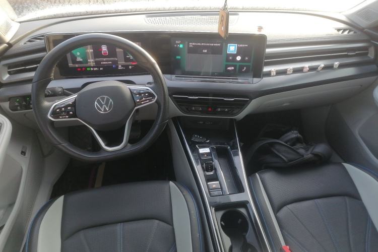 Used Volkswagen Lamando 2022 Lavida L 280TSI DSG Cool & Spicy Edition Center Console