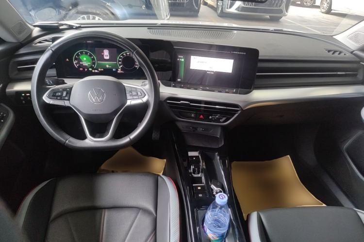 Used Volkswagen Lamando 2022 Lingdu L 280TSI DSG Spicy Edition Center Console