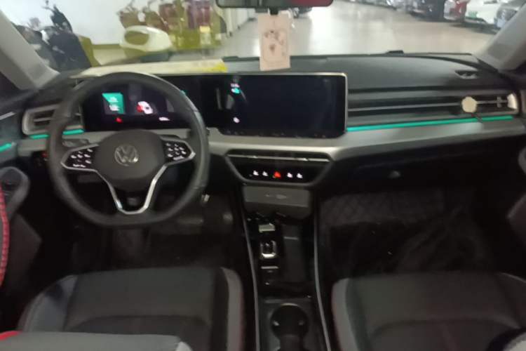 Used Volkswagen Lamando 2022 Lavida L 280TSI DSG Cool & Spicy Edition Center Console