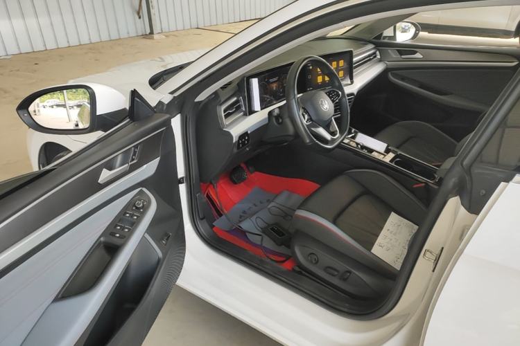 Used Volkswagen Lamando 2022 Lavida L 280TSI DSG Cool & Spicy Edition Driver Seat