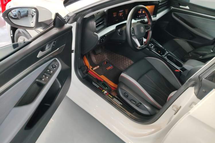 Used Volkswagen Lamando 2022 Lingdu L 280TSI DSG Spicy Edition Driver Seat