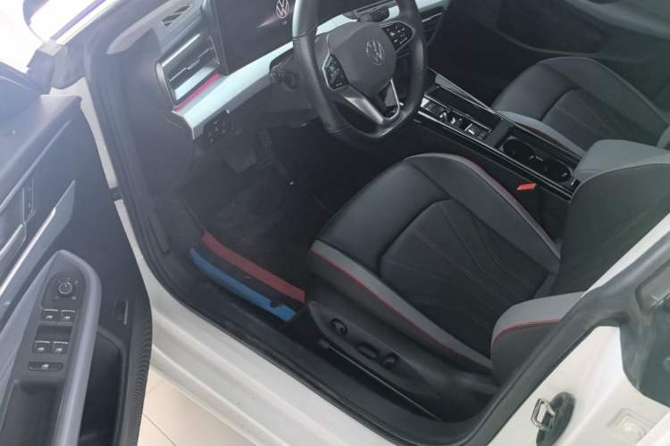 Used Volkswagen Lamando 2022 Lavida L 280TSI DSG Cool & Spicy Edition Driver Seat