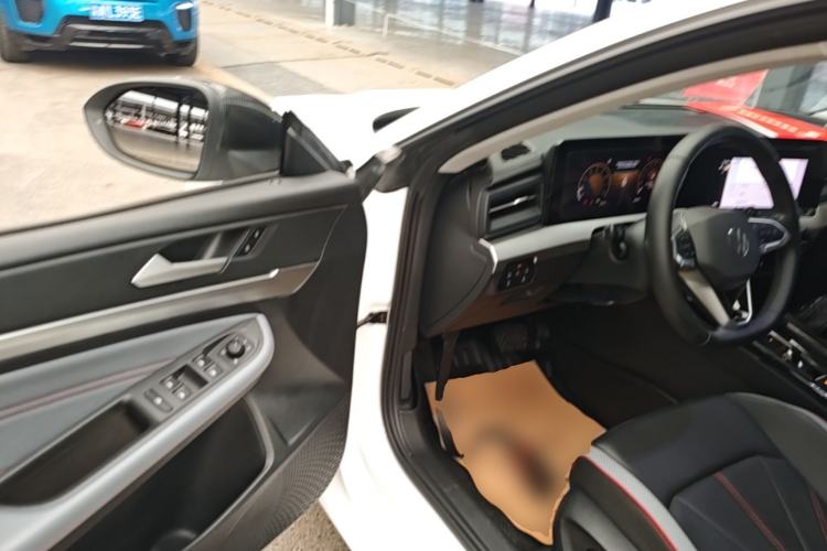 Used Volkswagen Lamando 2022 Lingdu L 280TSI DSG Spicy Edition Driver Seat