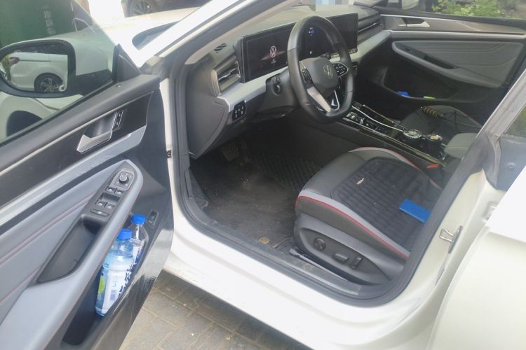 Used Volkswagen Lamando 2022 Lavida L 280TSI DSG Cool & Spicy Edition Driver Seat