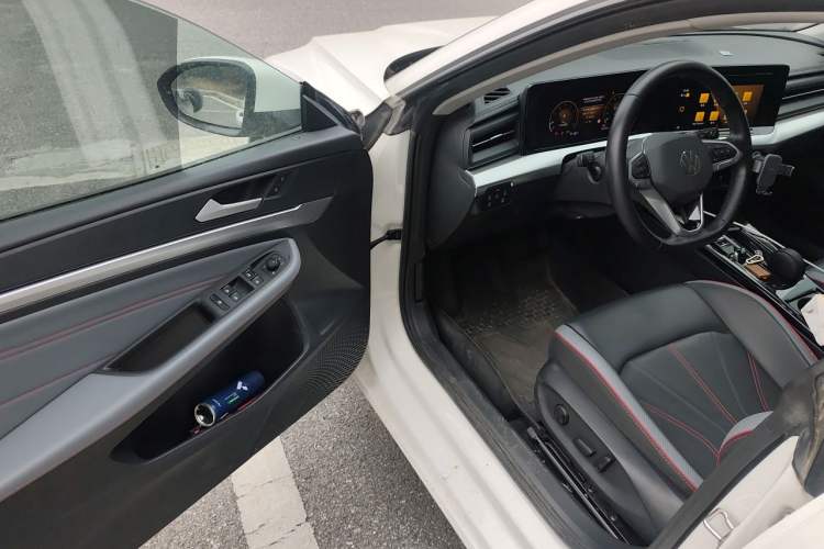 Used Volkswagen Lamando 2022 Lingdu L 280TSI DSG Spicy Edition Driver Seat