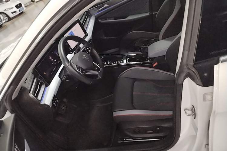 Used Volkswagen Lamando 2022 Lavida L 280TSI DSG Cool & Spicy Edition Driver Seat