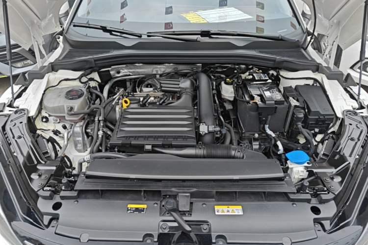 Used Volkswagen Lamando 2022 Lingdu L 280TSI DSG Spicy Edition Engine Bay