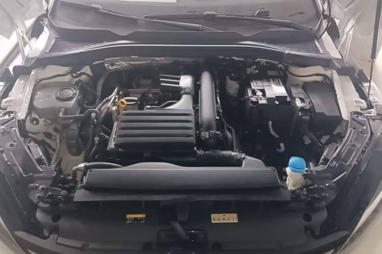 Used Volkswagen Lamando 2022 Lingdu L 280TSI DSG Spicy Edition Engine Bay