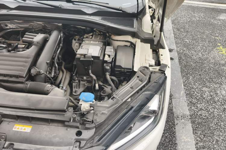 Used Volkswagen Lamando 2022 Lingdu L 280TSI DSG Spicy Edition Engine Bay Left