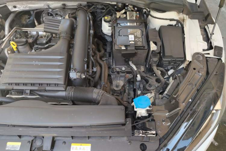 Used Volkswagen Lamando 2022 Lavida L 280TSI DSG Cool & Spicy Edition Engine Bay Left