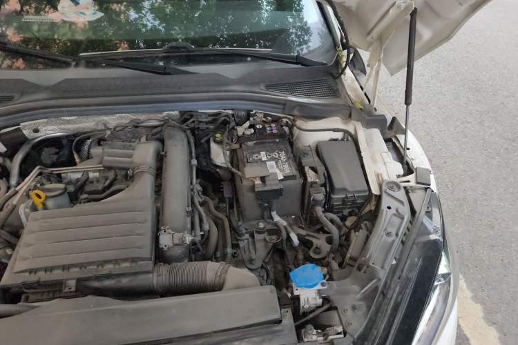 Used Volkswagen Lamando 2022 Lavida L 280TSI DSG Cool & Spicy Edition Engine Bay Left