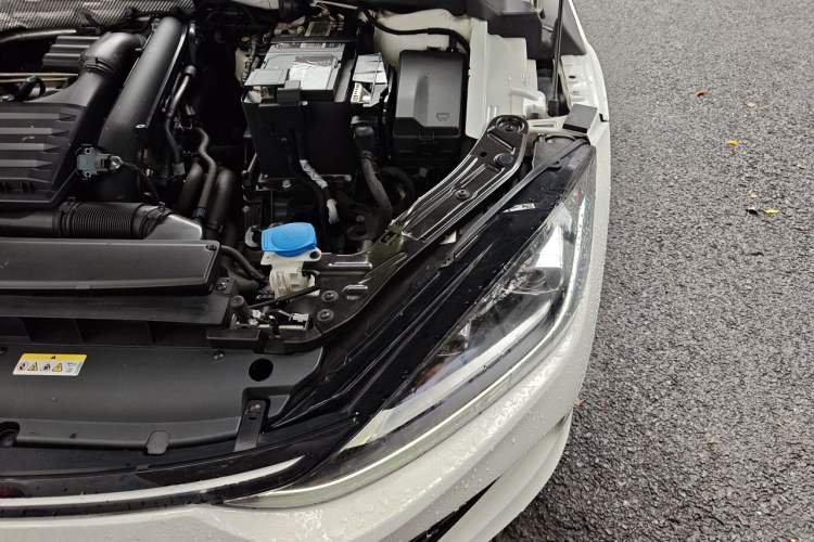 Used Volkswagen Lamando 2022 Lavida L 280TSI DSG Cool & Spicy Edition Engine Bay Left
