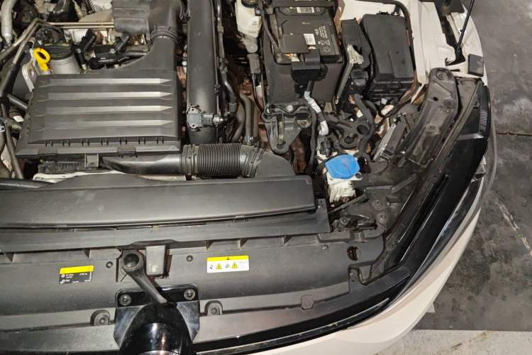 Used Volkswagen Lamando 2022 Lingdu L 280TSI DSG Spicy Edition Engine Bay Left