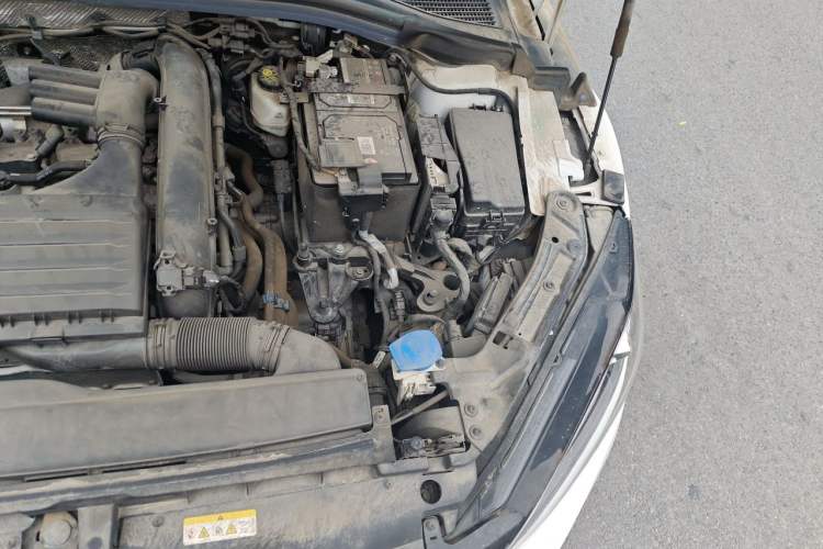 Used Volkswagen Lamando 2022 Lingdu L 280TSI DSG Spicy Edition Engine Bay Left