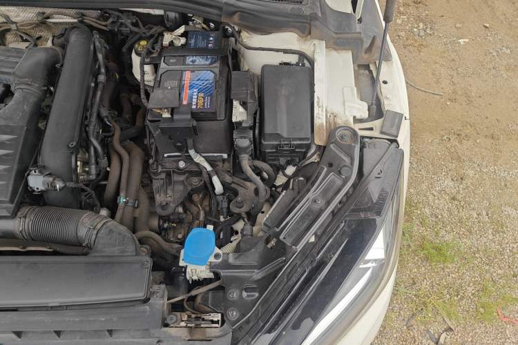 Used Volkswagen Lamando 2022 Lavida L 280TSI DSG Cool & Spicy Edition Engine Bay Left