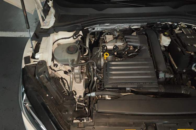 Used Volkswagen Lamando 2022 Lavida L 280TSI DSG Cool & Spicy Edition Engine Bay Right