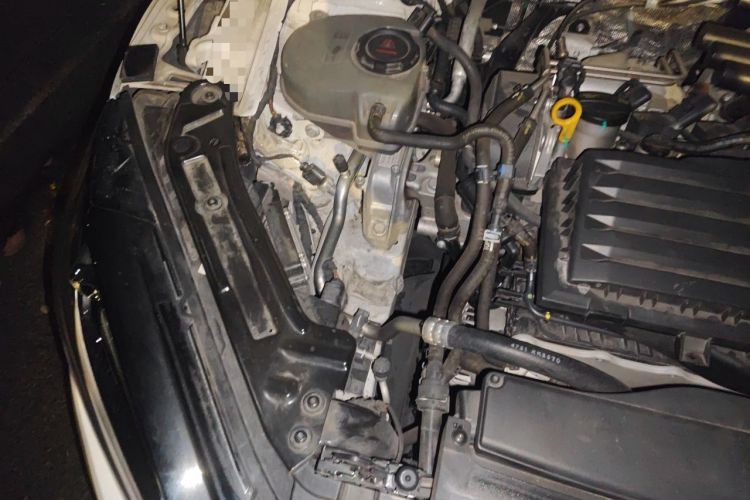 Used Volkswagen Lamando 2022 Lavida L 280TSI DSG Cool & Spicy Edition Engine Bay Right