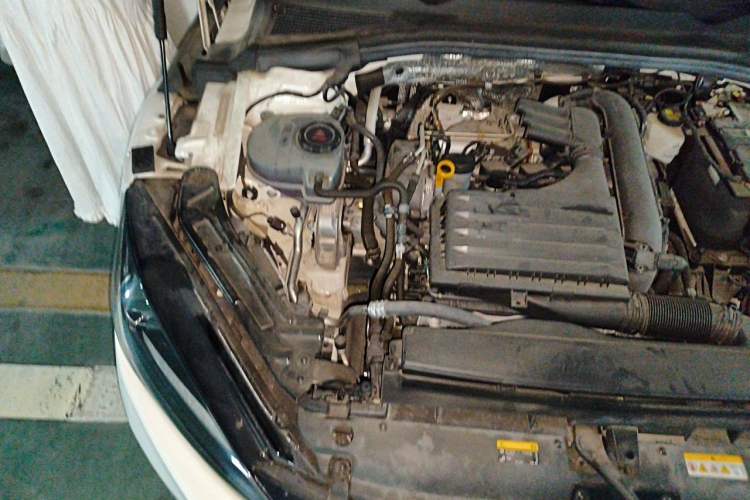 Used Volkswagen Lamando 2022 Lavida L 280TSI DSG Cool & Spicy Edition Engine Bay Right