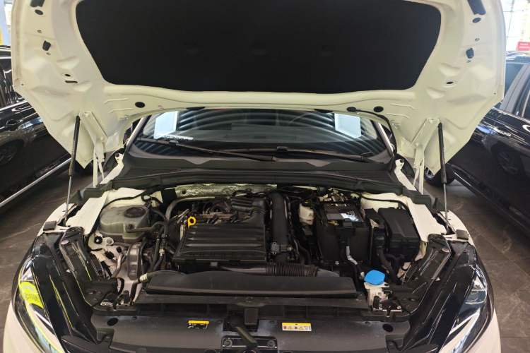Used Volkswagen Lamando 2022 Lingdu L 280TSI DSG Spicy Edition Engine Bay