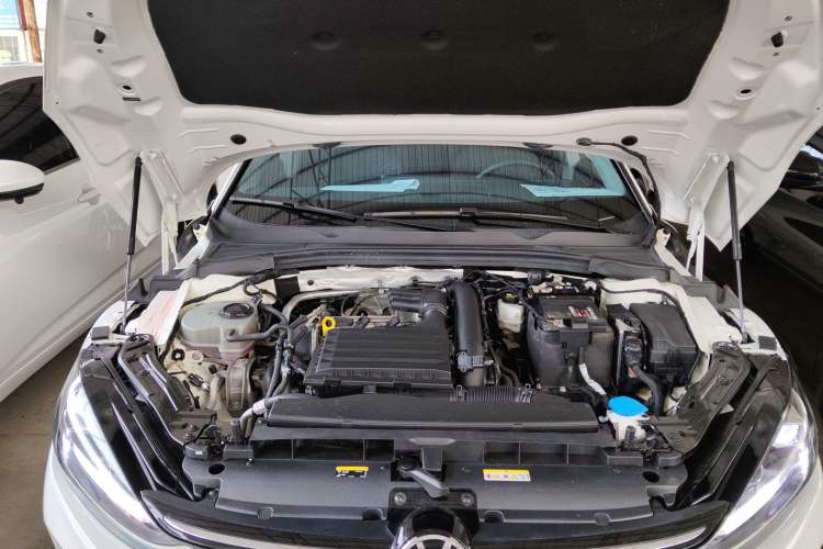 Used Volkswagen Lamando 2022 Lavida L 280TSI DSG Hot Edition Engine Bay