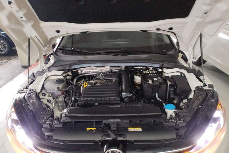 Used Volkswagen Lamando 2022 Lavida L 280TSI DSG Hot Edition Engine Bay
