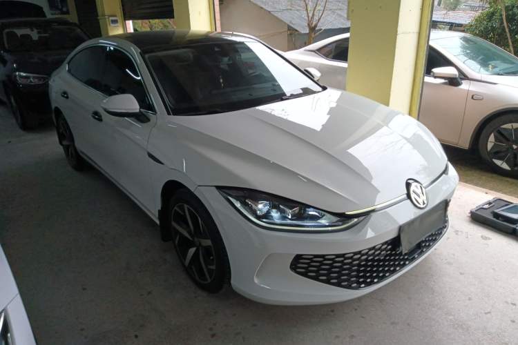 Used Volkswagen Lamando 2022 Lavida L 280TSI DSG Cool & Spicy Edition Exterior 1
