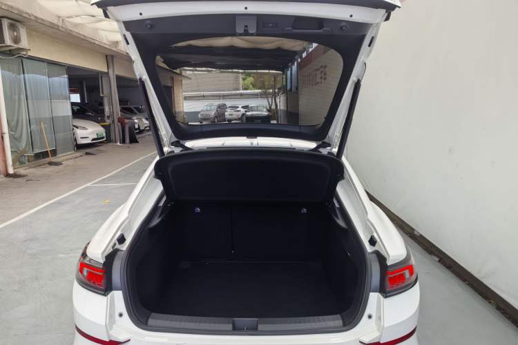Used Volkswagen Lamando 2022 Lavida L 280TSI DSG Cool & Spicy Edition Exterior 11