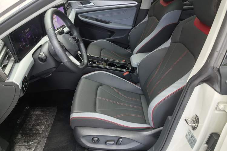 Used Volkswagen Lamando 2022 Lavida L 280TSI DSG Cool & Spicy Edition Exterior 3