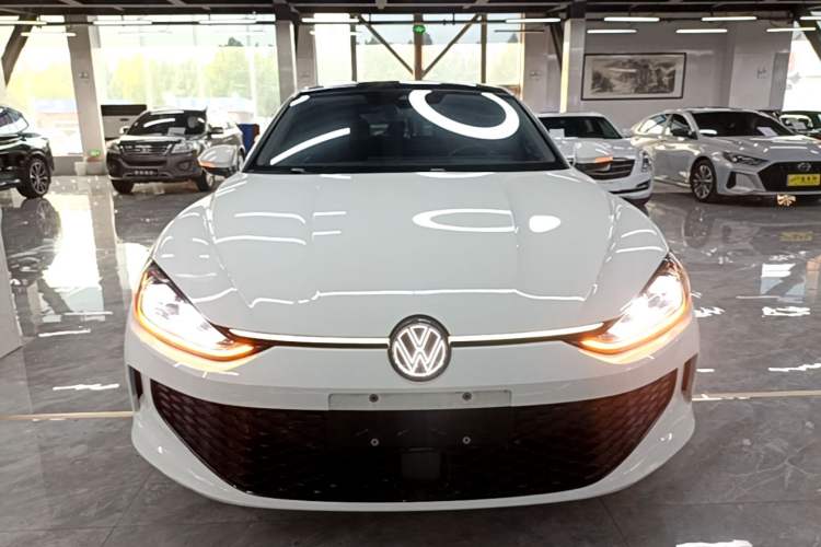 Used Volkswagen Lamando 2022 Lavida L 280TSI DSG Hot Edition Front