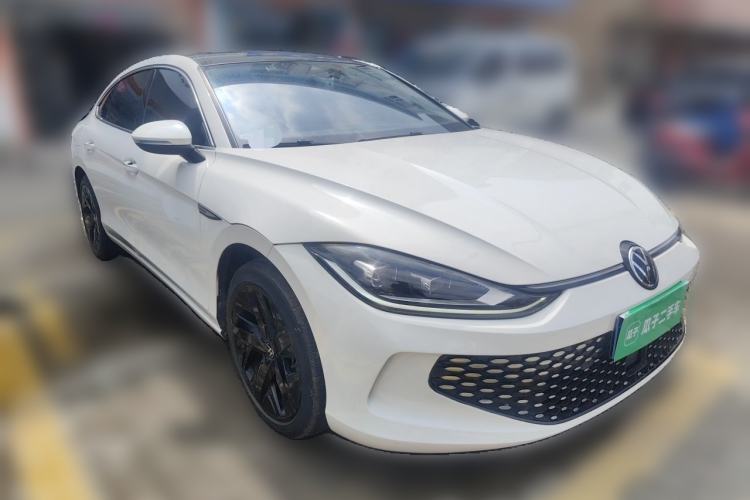 Used Volkswagen Lamando 2022 Lavida L 280TSI DSG Cool & Spicy Edition Front Right 45 Deg