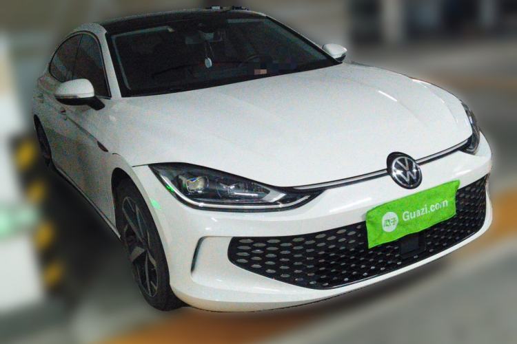 Used Volkswagen Lamando 2022 Lavida L 280TSI DSG Cool & Spicy Edition Front Right 45 Deg