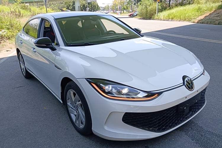 Used Volkswagen Lamando 2022 Lingdu L 280TSI DSG Spicy Edition Front Right 45 Deg
