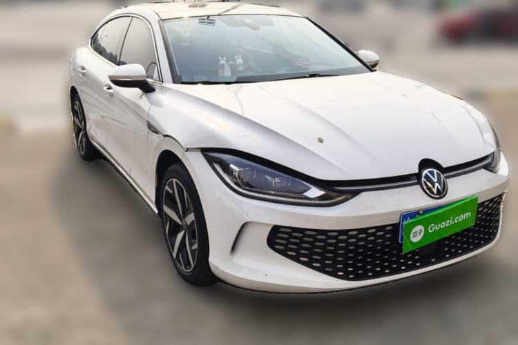 Used Volkswagen Lamando 2022 Lavida L 280TSI DSG Cool & Spicy Edition Front Right 45 Deg